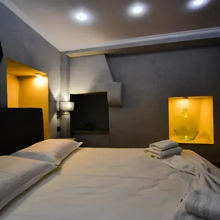 Vasiliki Venetian Apartman *