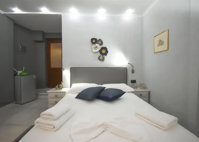 Vasiliki Venetian * La Canea